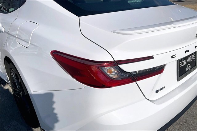 Used 2025 Toyota Camry SE image 27