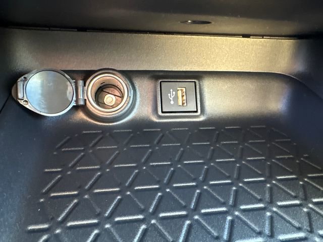 New 2025 Toyota RAV4 XLE image 32