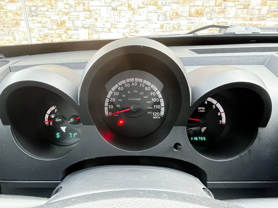 Used 2007 Dodge Nitro SXT RWD image 21