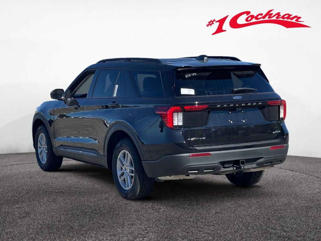 New 2026 Ford Explorer Active image 4