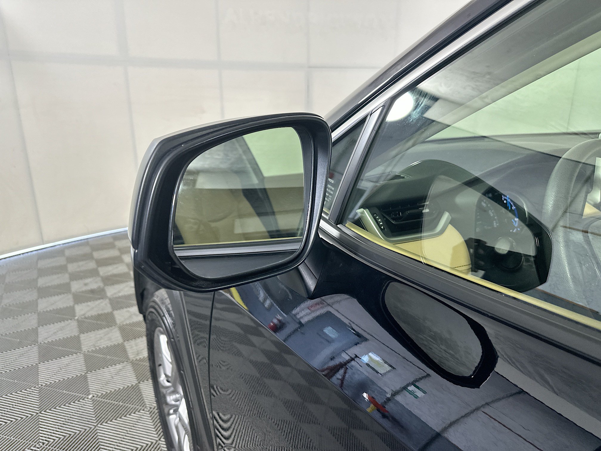 Certified 2025 Toyota RAV4 LE AWD/4WD image 10