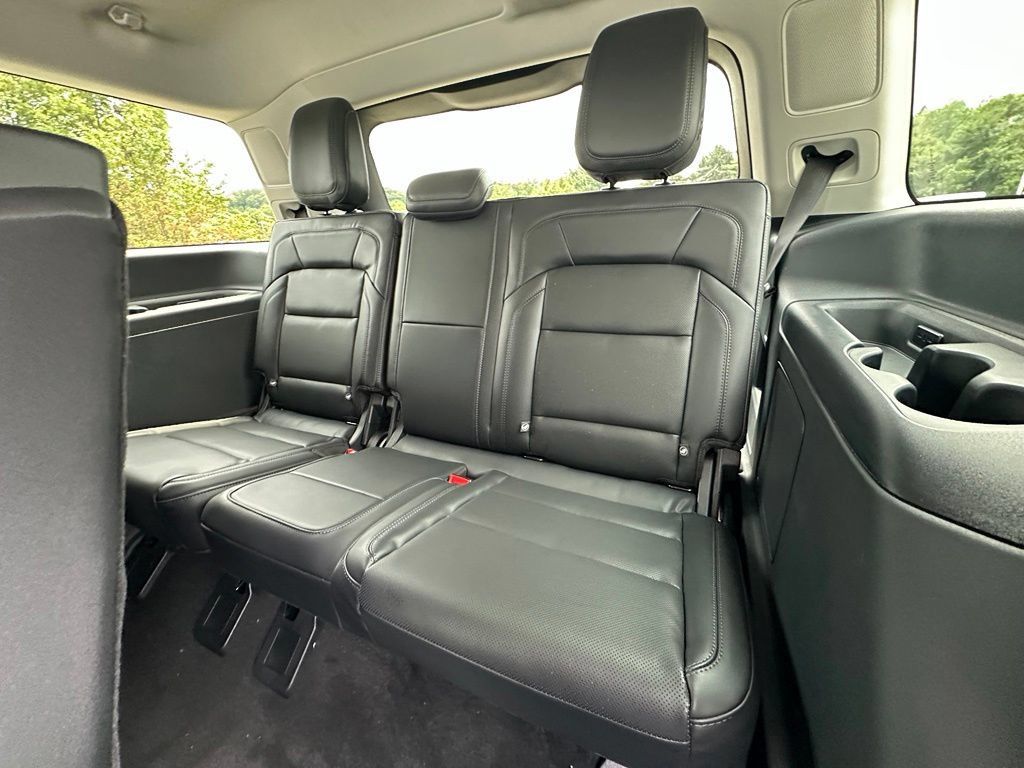 New 2027 Lincoln Navigator Reserve AWD/4WD image 19