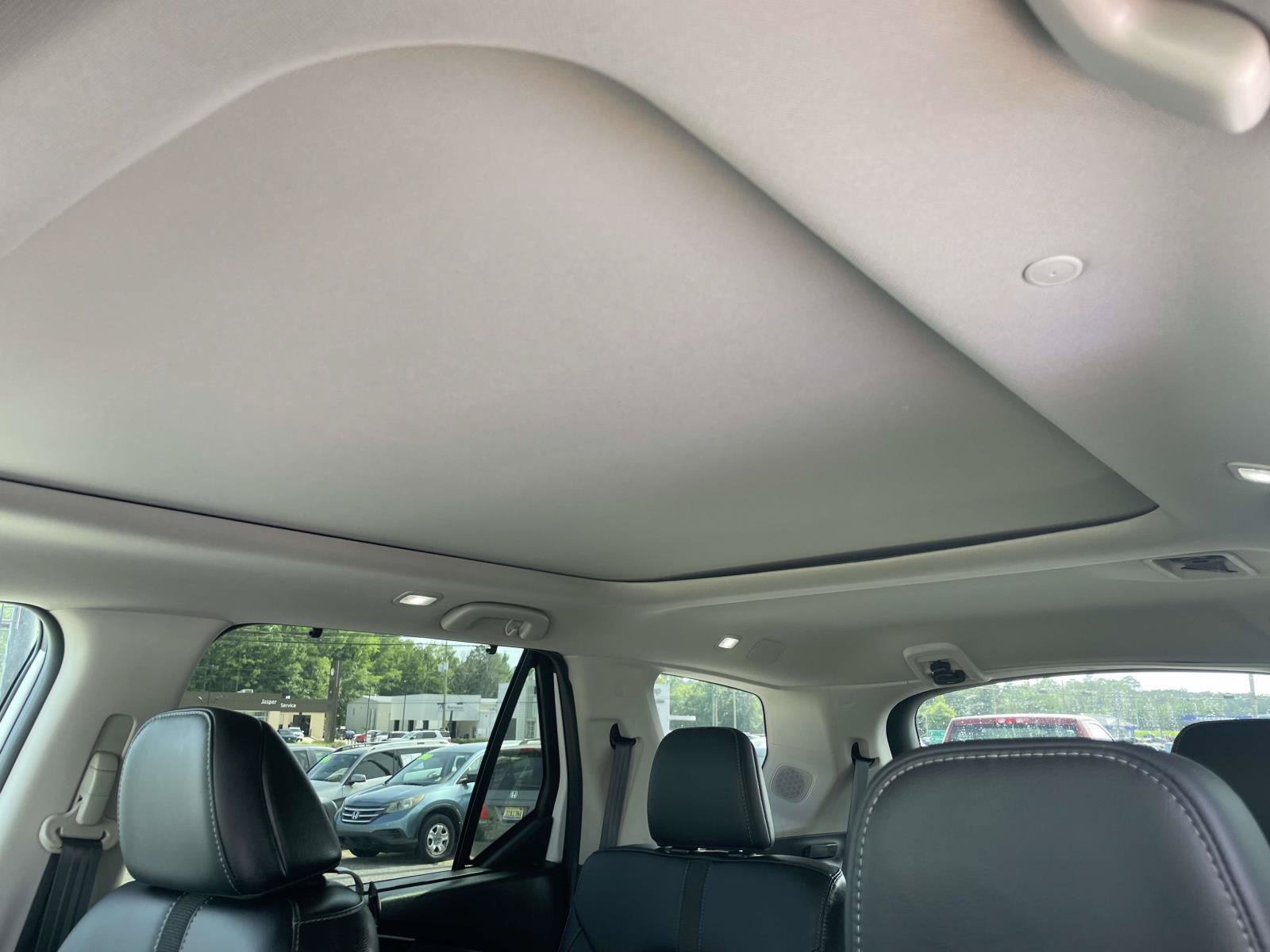 Certified 2023 Honda Pilot Touring image 13