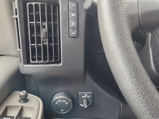 Used 2025 Chevrolet Express 3500 LS RWD image 25