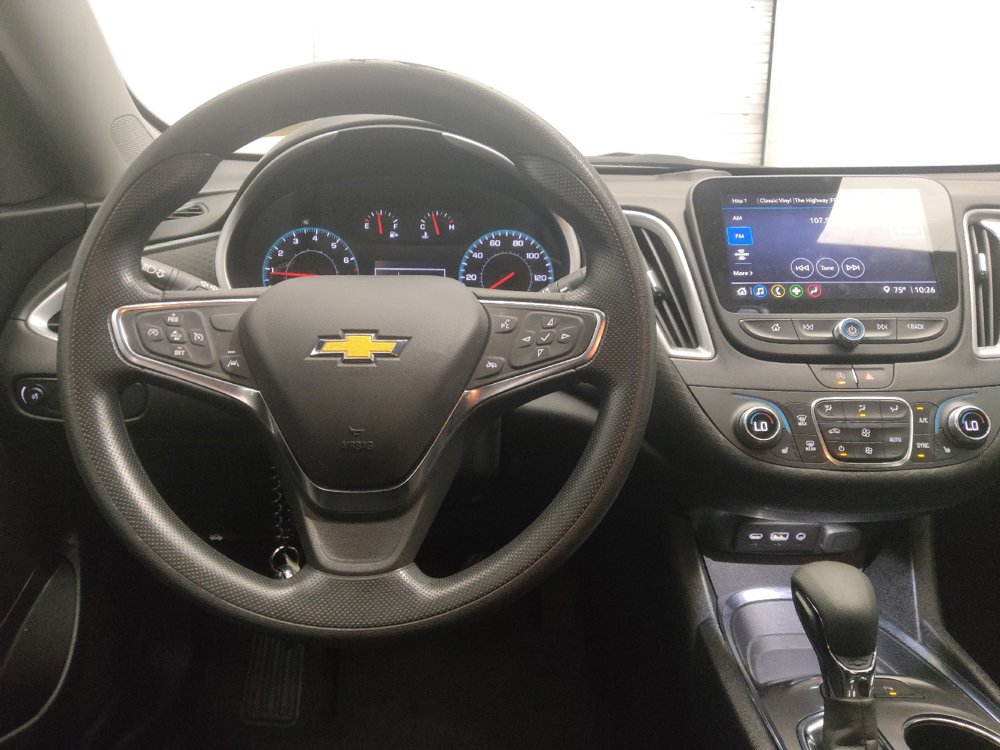 Used 2025 Chevrolet Malibu LT FWD image 22