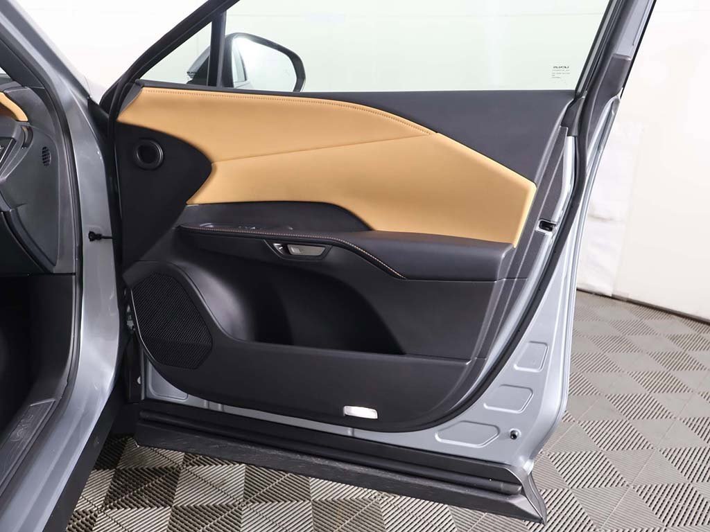 Used 2024 Lexus RX 350 w/ Convenience Package image 27