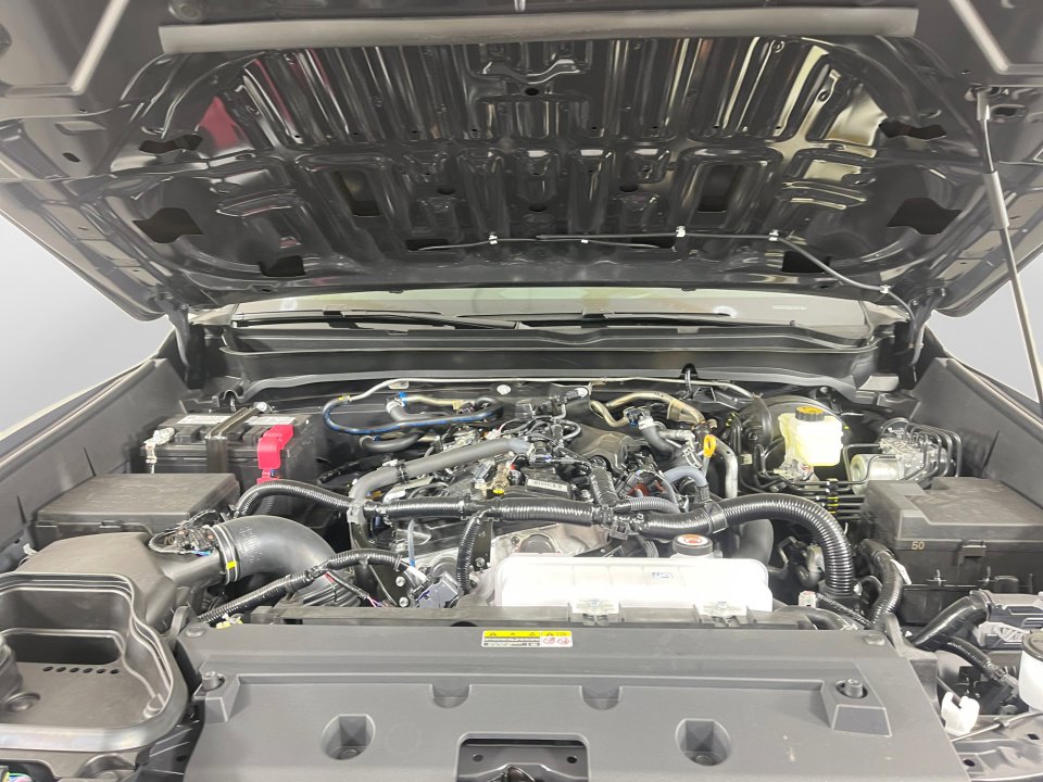 Certified 2025 Toyota Tacoma SR5 image 15