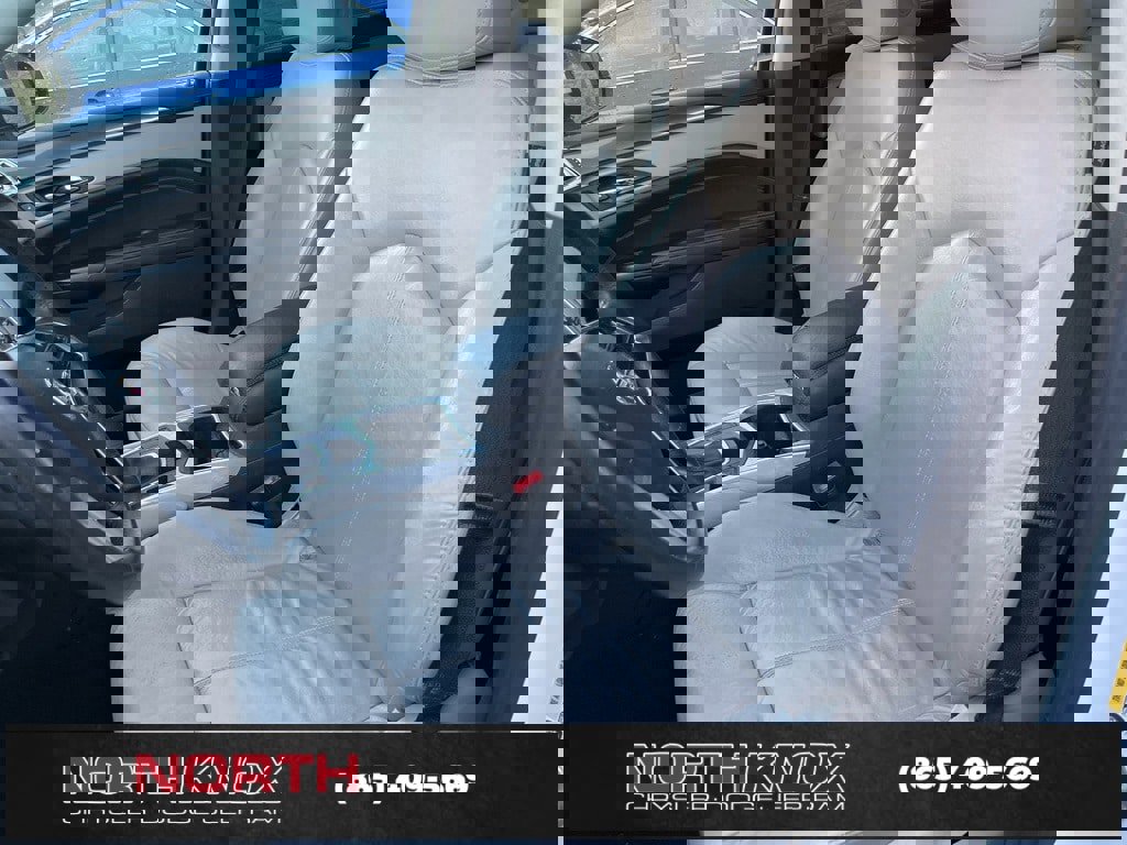 Used 2015 Cadillac SRX FWD image 7