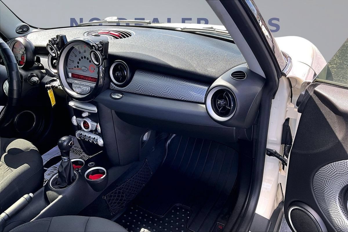 Used 2010 MINI Cooper S FWD image 22