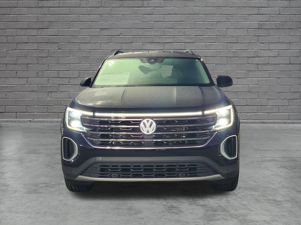New 2026 Volkswagen Atlas SE FWD image 2