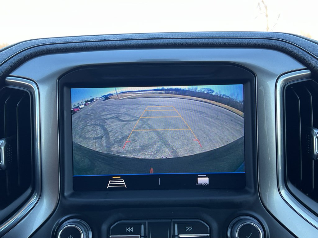 Used 2022 Chevrolet Silverado 1500 LT Trail Boss w/ Bed Protection Package image 26