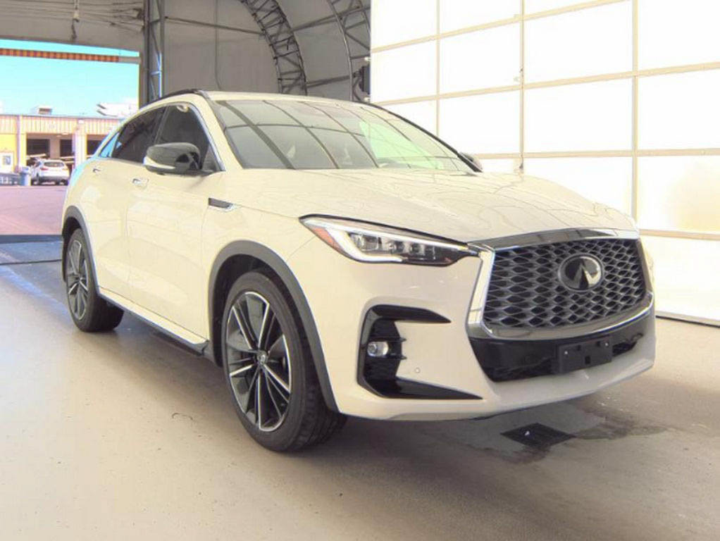 Used 2023 INFINITI QX55 Essential AWD/4WD image 4