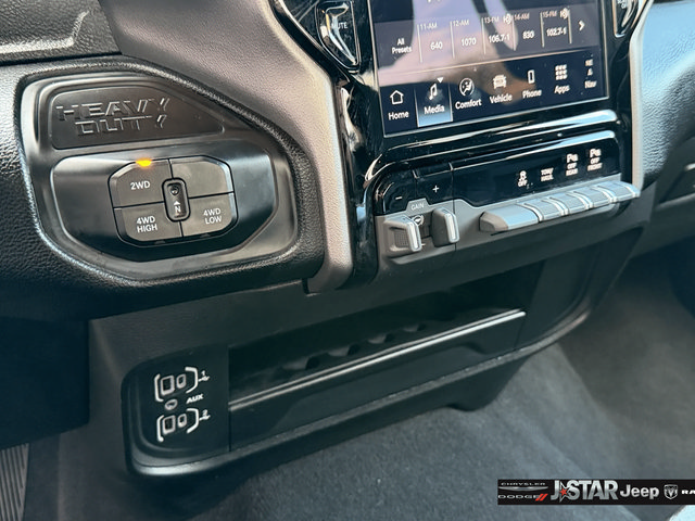 Used 2026 RAM 2500 Big Horn AWD/4WD image 16