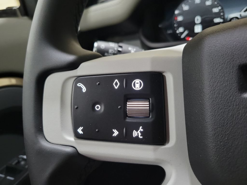 New 2026 Land Rover Defender 110 S AWD/4WD image 15