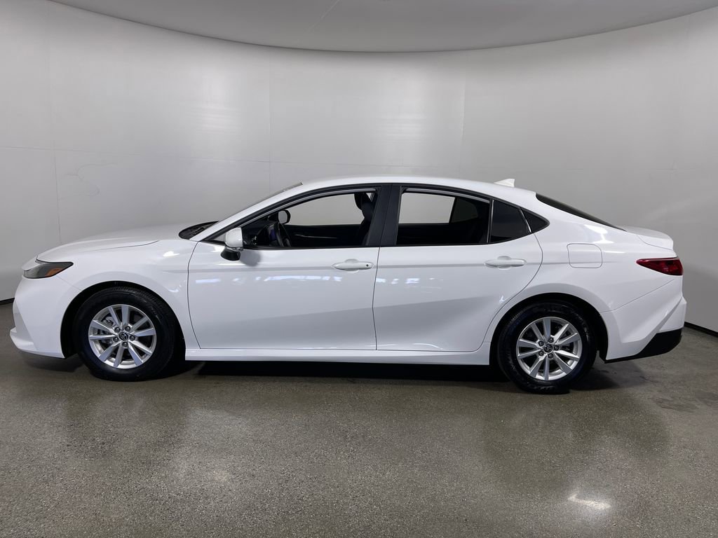 Certified 2025 Toyota Camry LE FWD image 6