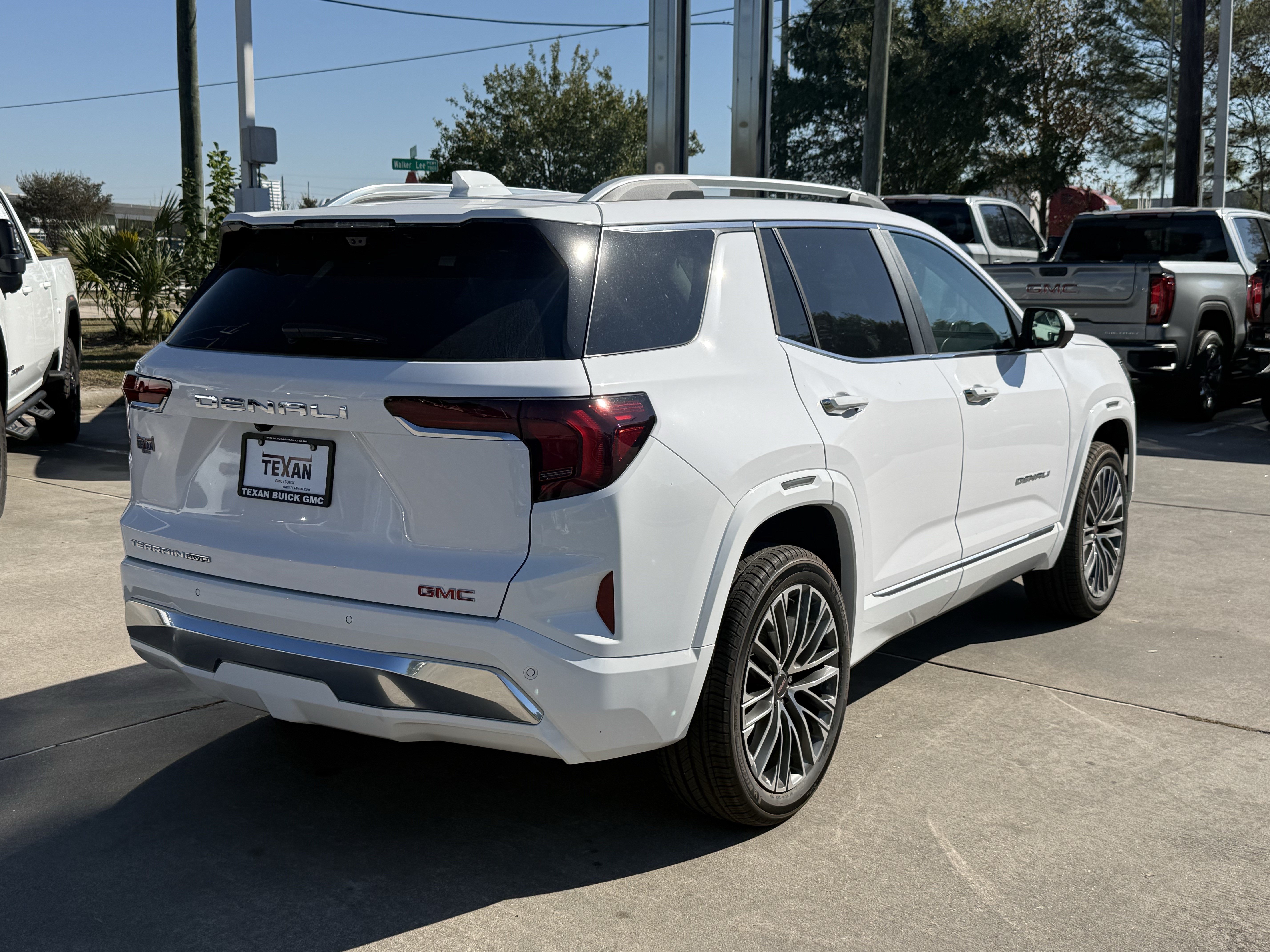 New 2027 GMC Terrain Denali AWD/4WD image 5