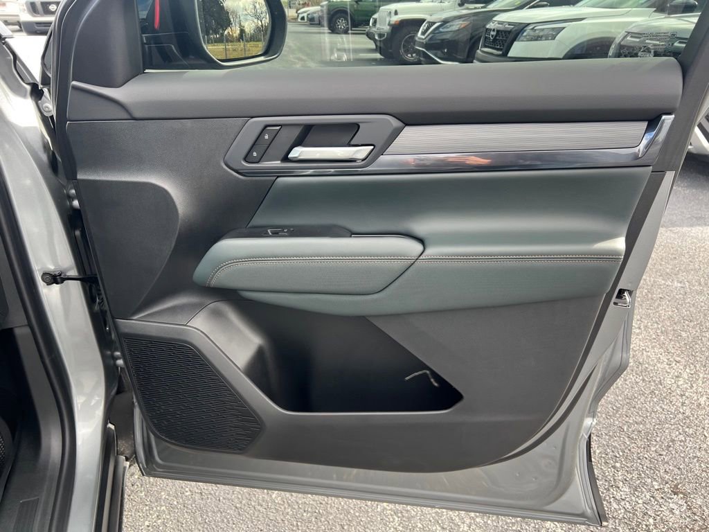 Used 2026 GMC Terrain AT4 w/ Convenience Package III image 23