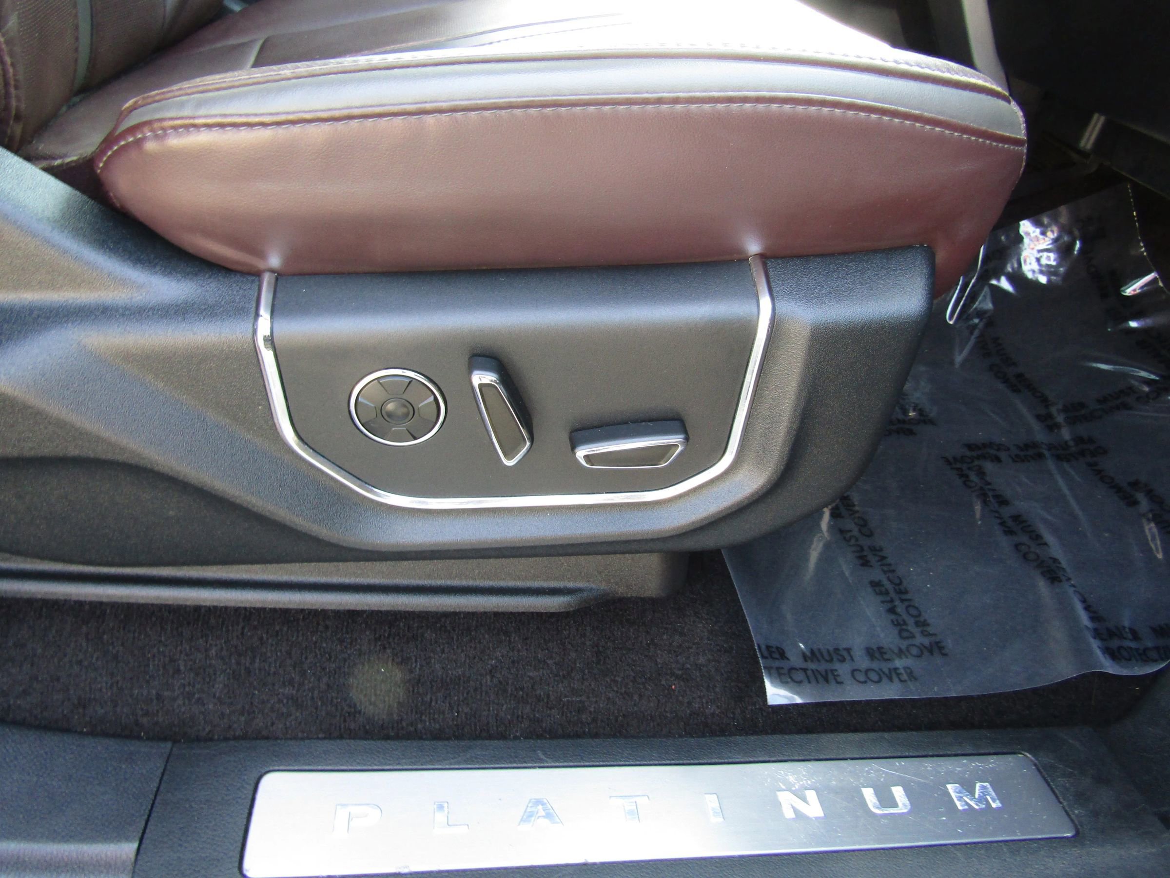 Used 2015 Ford F150 Platinum w/ Technology Package image 10