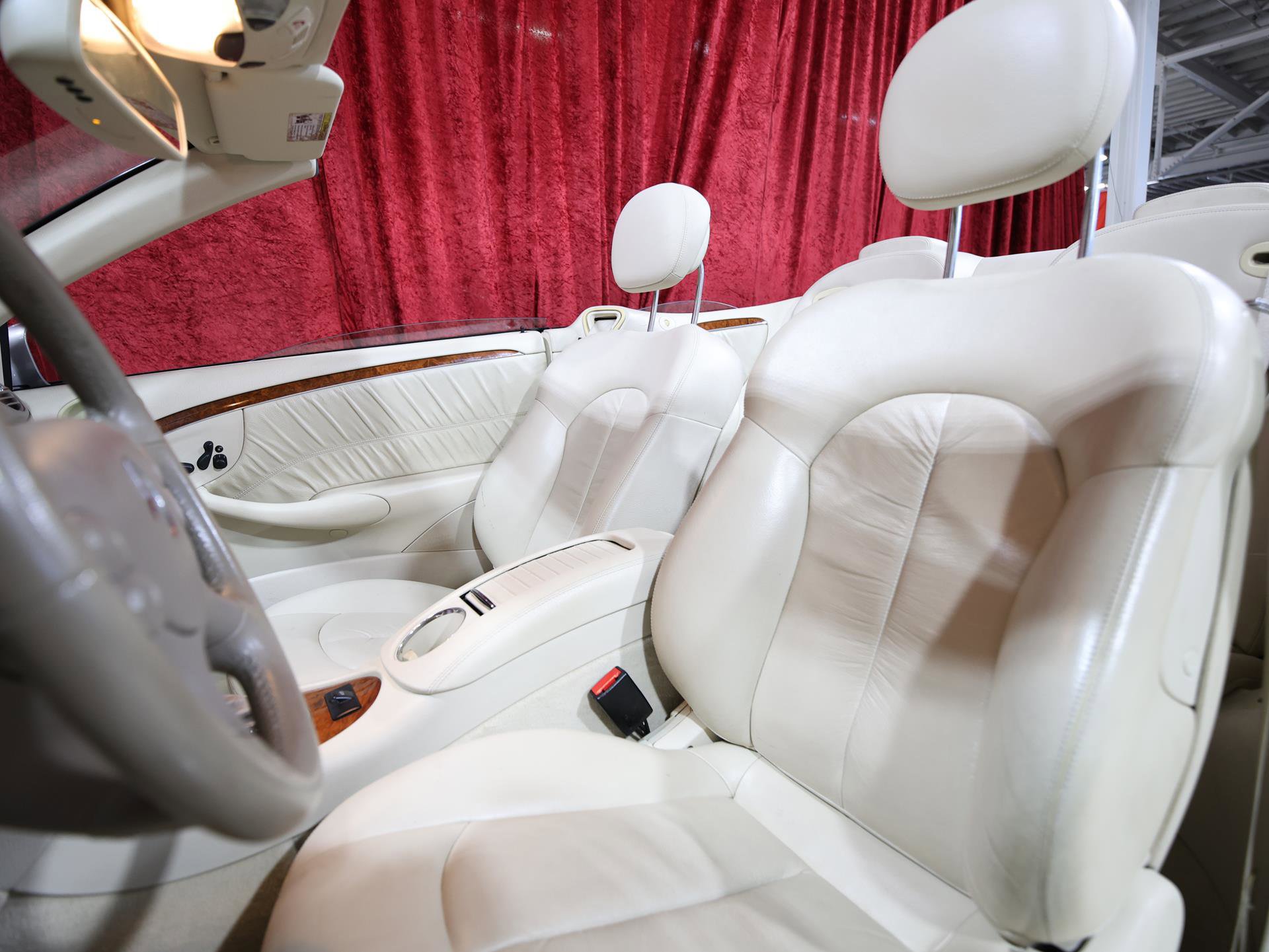 Used 2008 Mercedes-Benz CLK 350 Cabriolet image 15