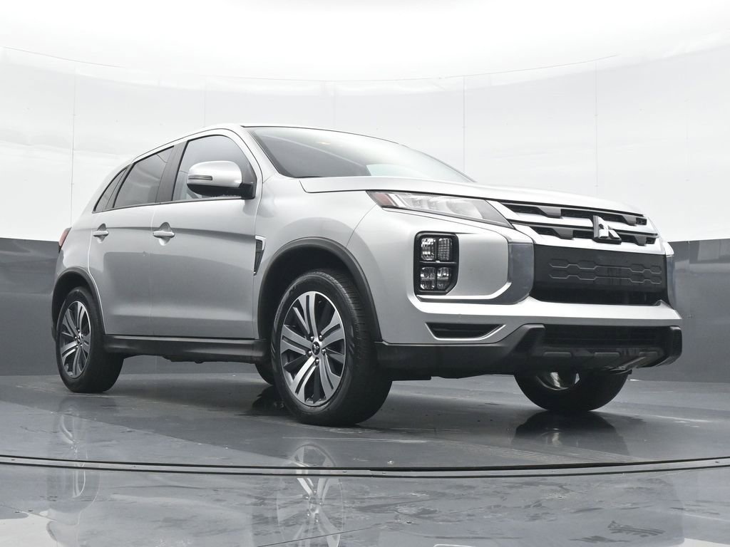Used 2024 Mitsubishi Outlander Sport SE image 24