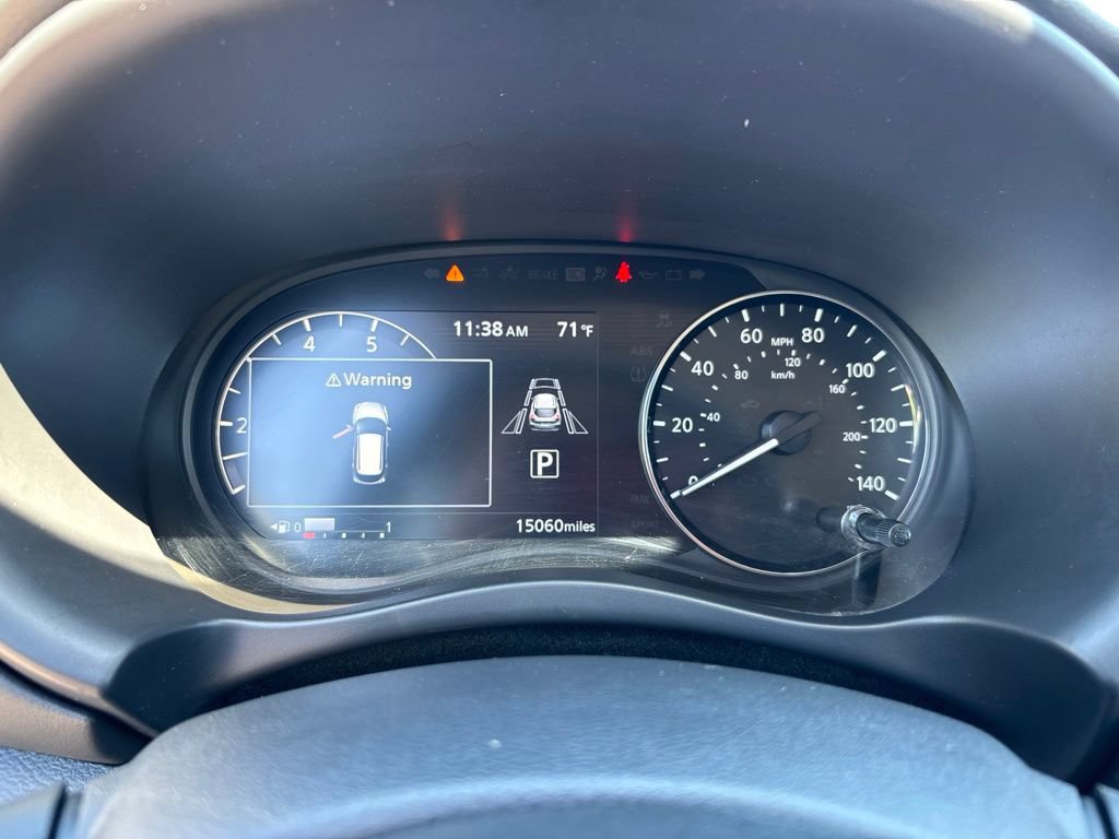 Used 2024 Nissan Kicks SR w/ SR Premium Package FWD image 22