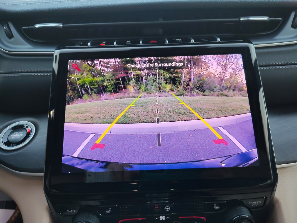 New 2025 Jeep Grand Cherokee Limited RWD image 23