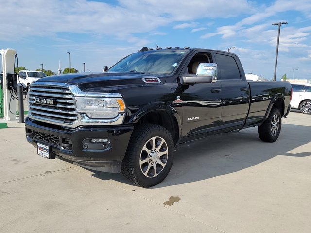 Used 2024 RAM 3500 Limited w/ Safety Group image 4