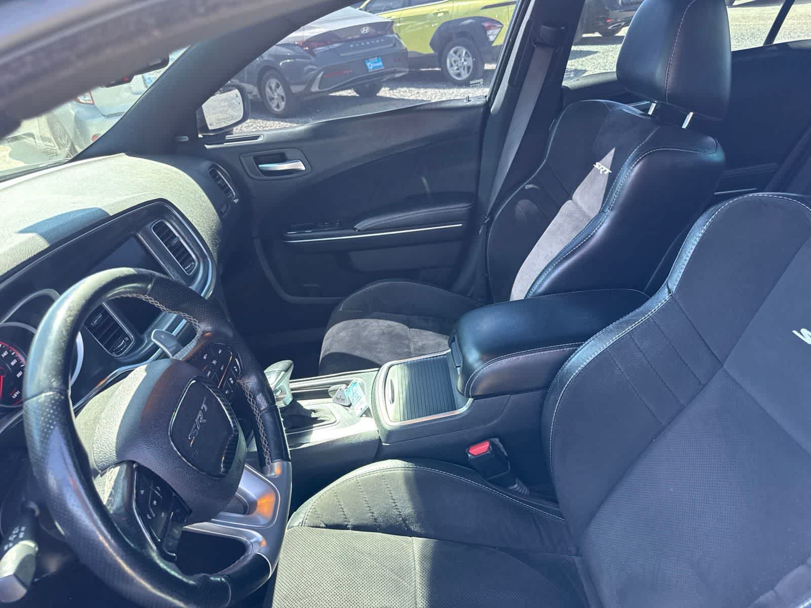 Used 2018 Dodge Charger SRT w/ Technology Group RWD image 21