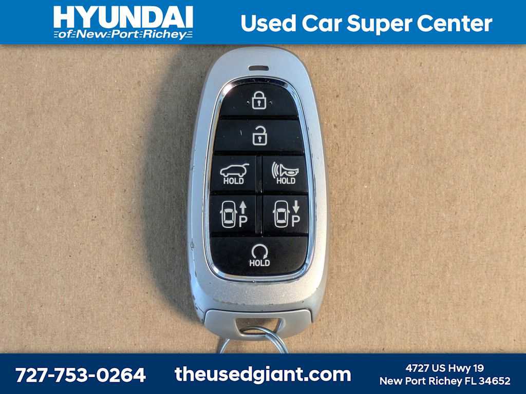 Used 2022 Hyundai Santa Fe Limited AWD/4WD image 45