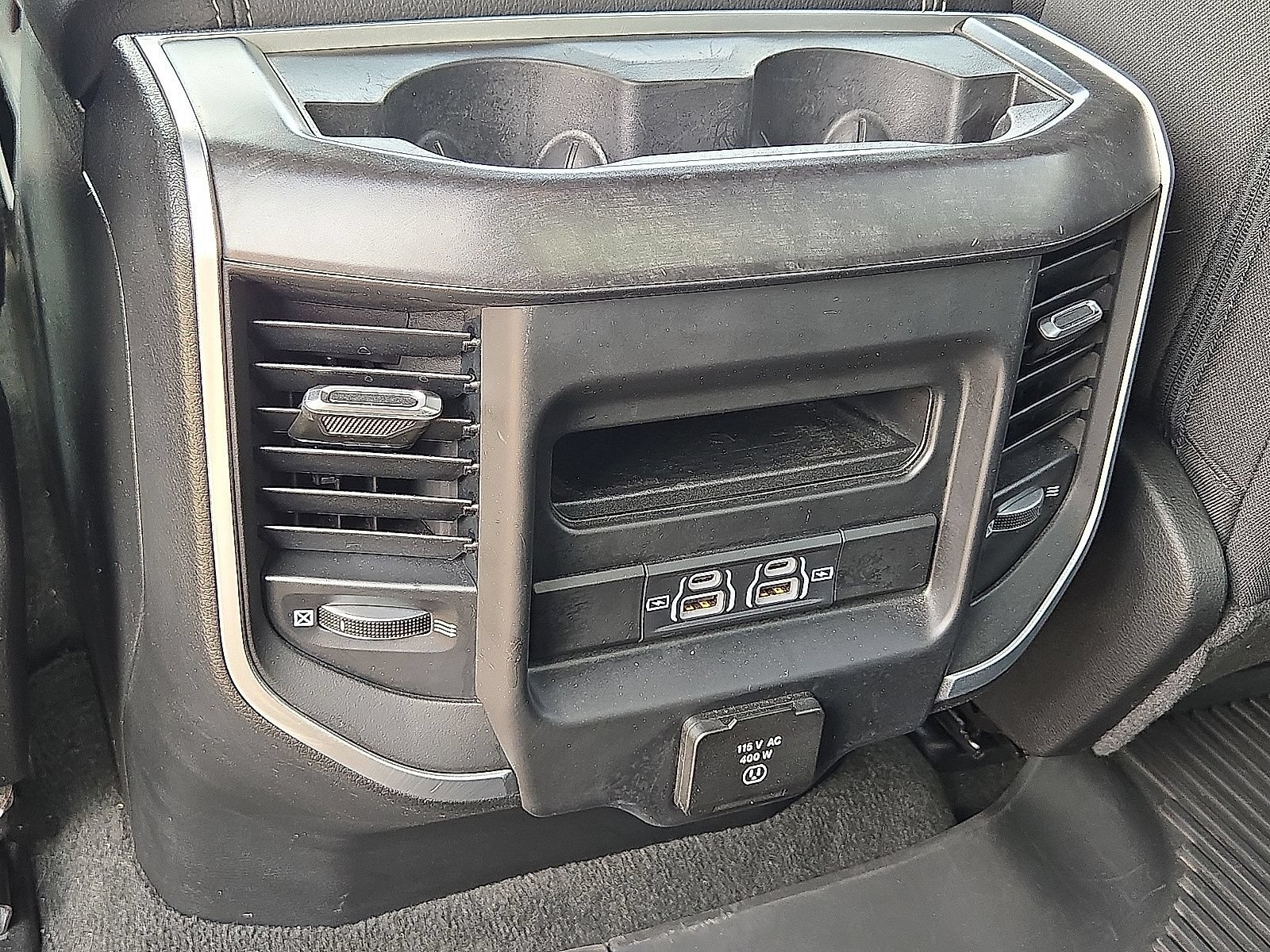 Used 2022 RAM 1500 Big Horn AWD/4WD image 17