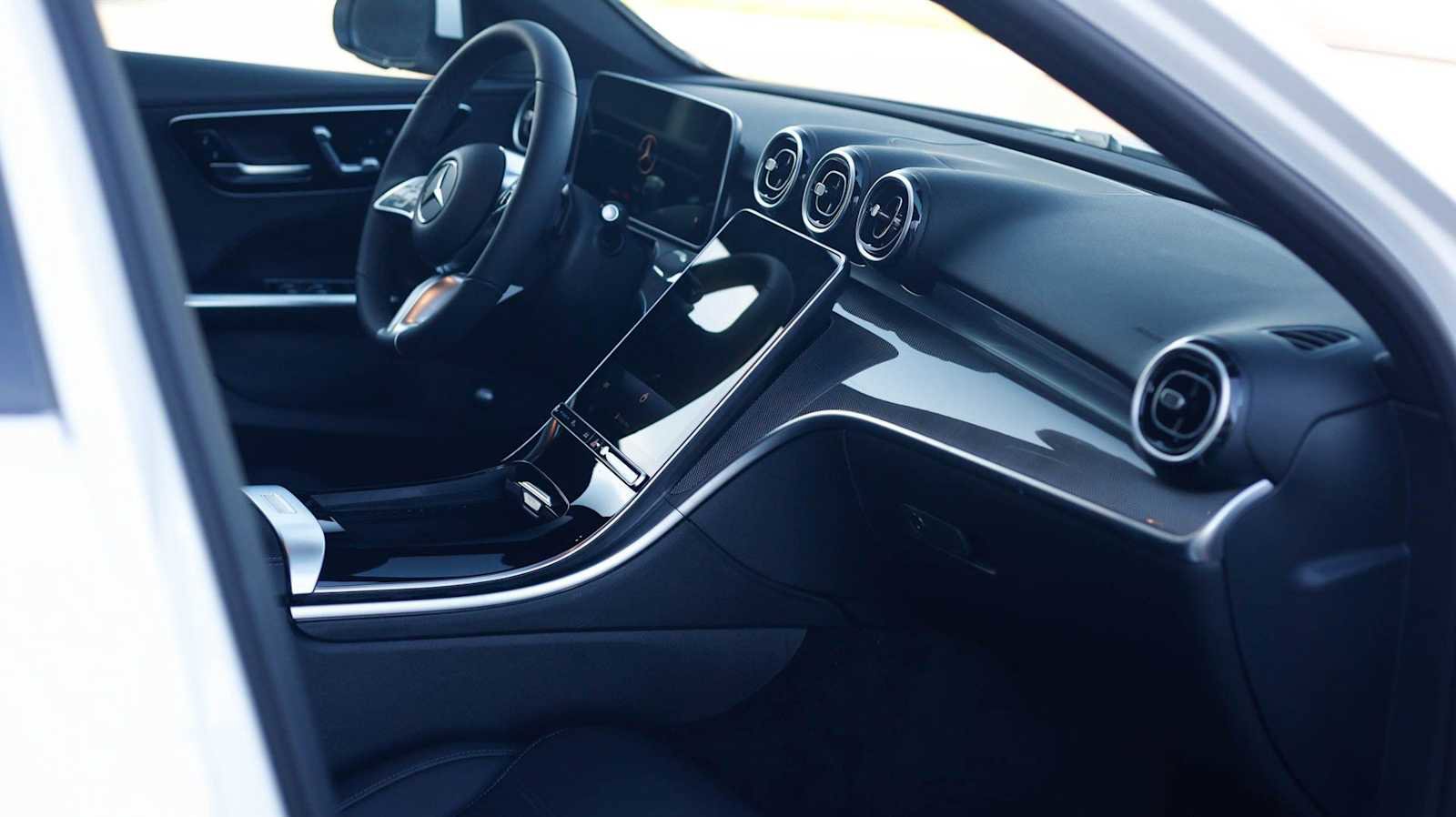 Used 2026 Mercedes-Benz C 300 4MATIC Sedan image 15