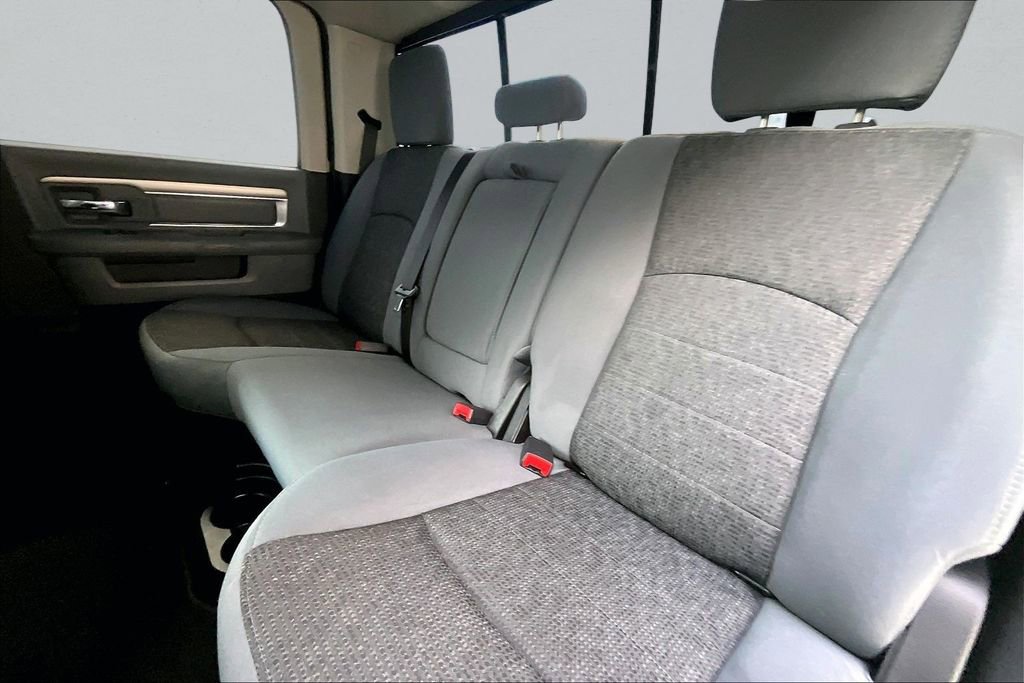 Used 2014 RAM 2500 SLT w/ Luxury Group image 21