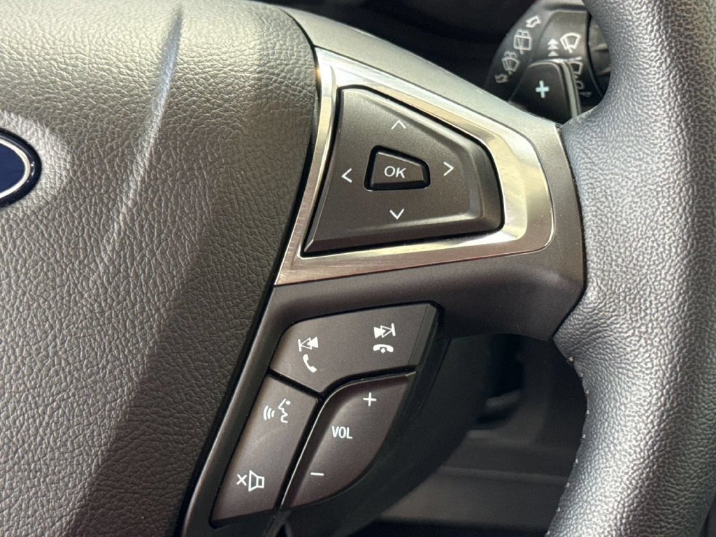Used 2023 Ford Edge SEL w/ Convenience Package AWD/4WD image 21