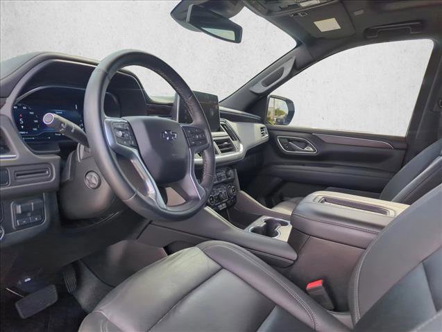Used 2023 Chevrolet Suburban Z71 w/ Luxury Package AWD/4WD image 9