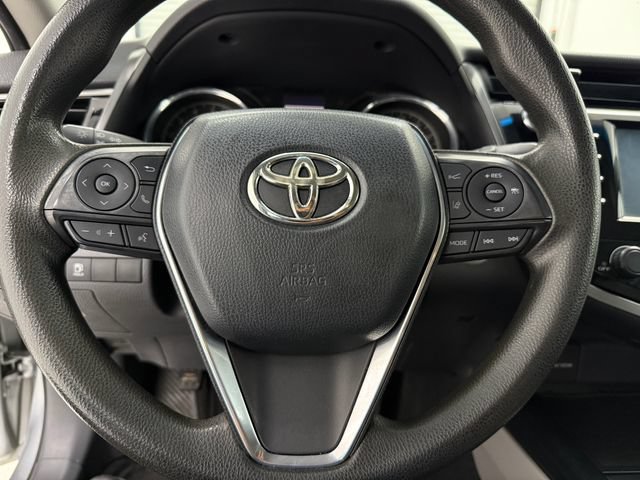 Used 2019 Toyota Camry LE w/ Convenience Package FWD image 9
