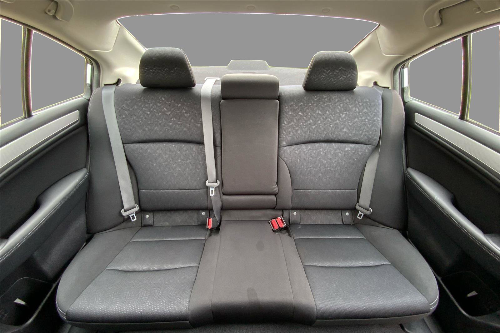 Used 2018 Subaru Legacy 2.5i Premium w/ Eyesight & BSD & Rcta & HBA AWD/4WD image 14