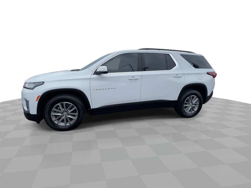 Used 2023 Chevrolet Traverse LT w/ Rear Camera Mirror Package AWD/4WD image 4