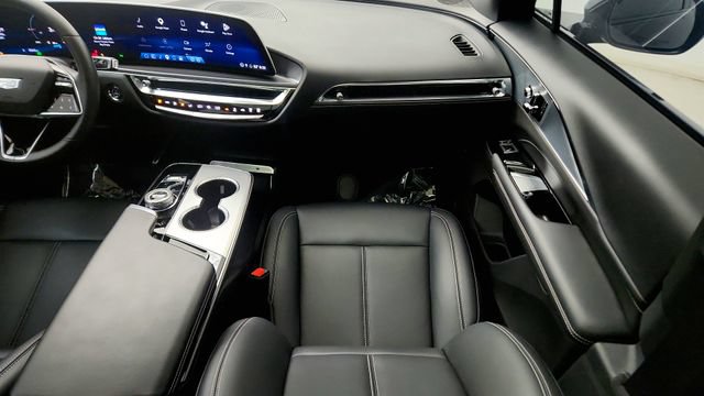 Used 2024 Cadillac Lyriq Tech AWD/4WD image 54