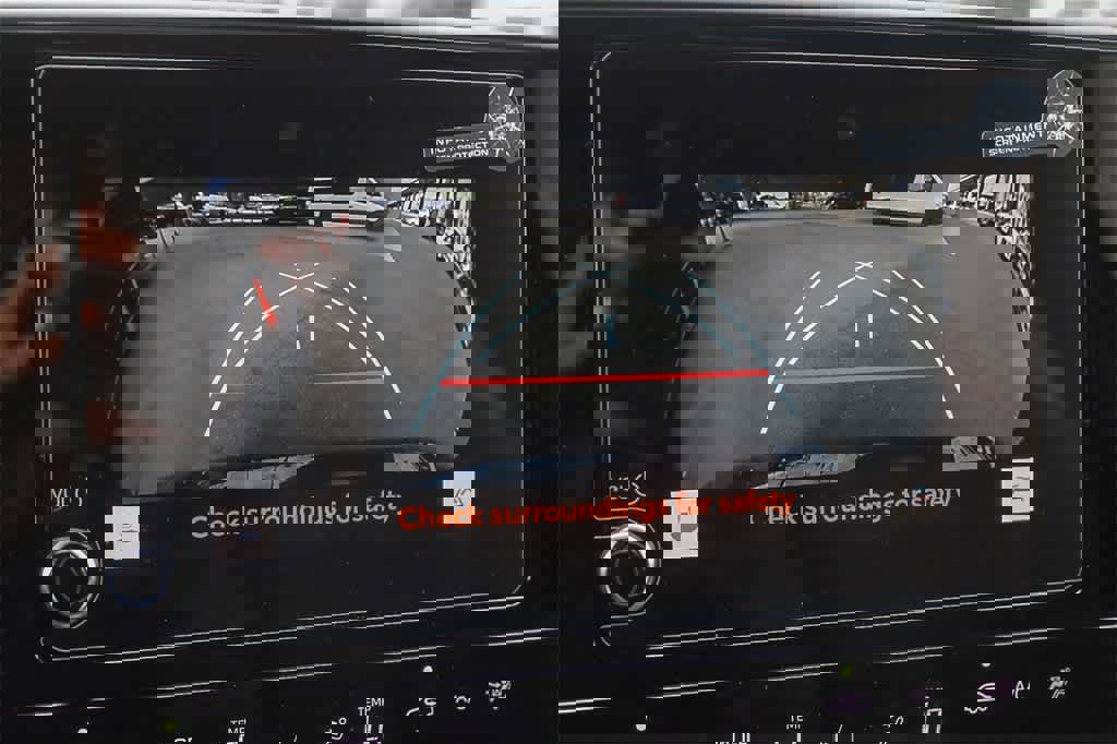 Used 2025 Subaru Solterra Premium image 24