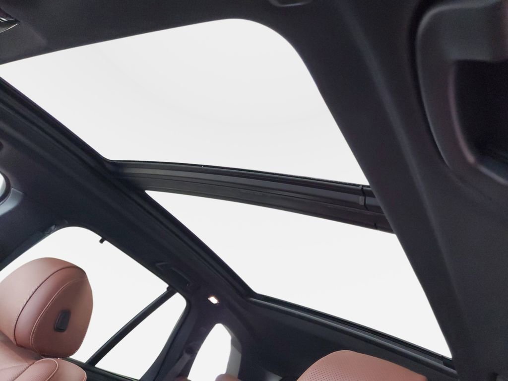 Certified 2023 BMW X5 sDrive40i w/ Executive Package image 13