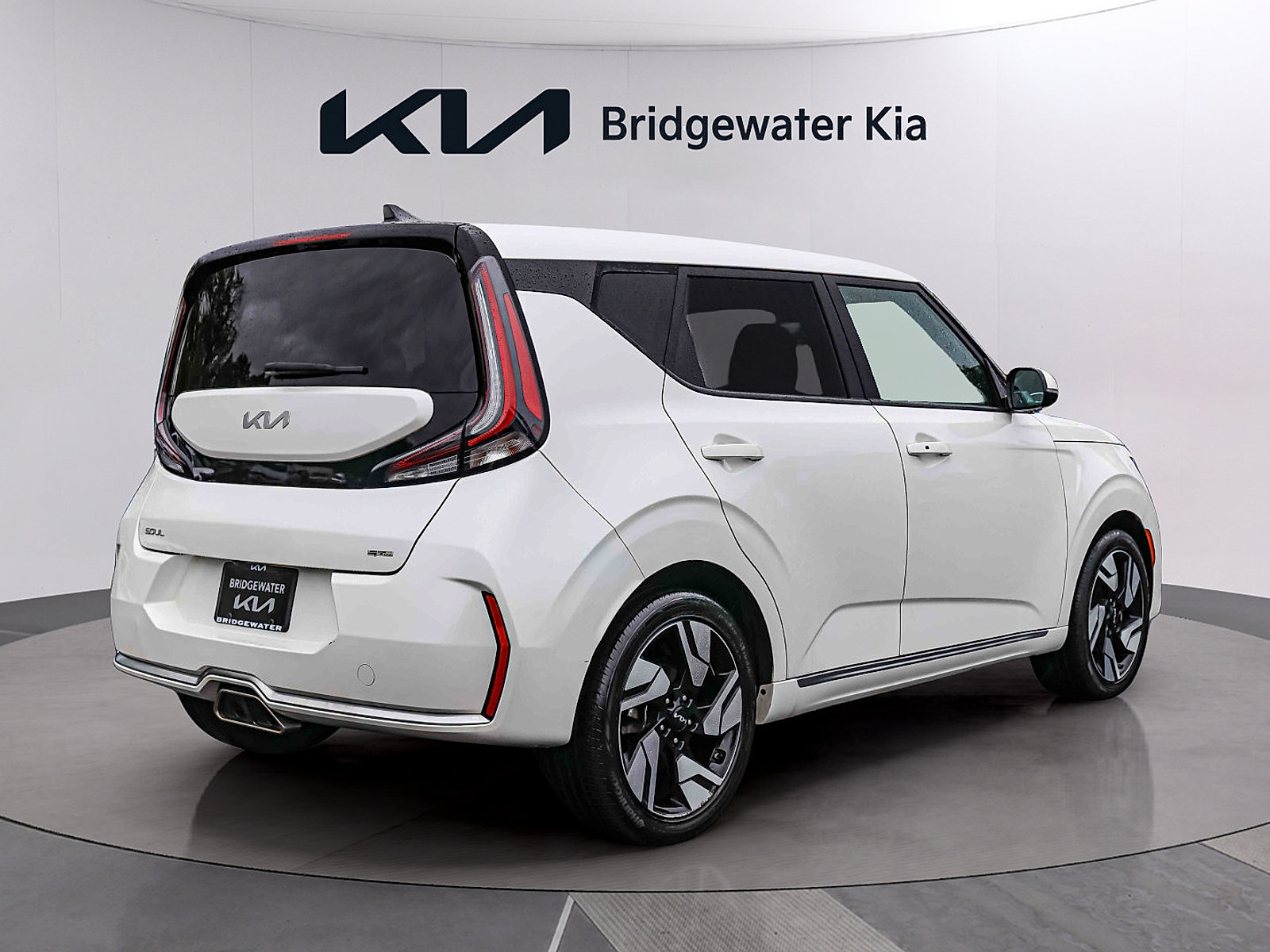Certified 2024 Kia Soul GT-Line w/ Option Group 020 FWD image 6