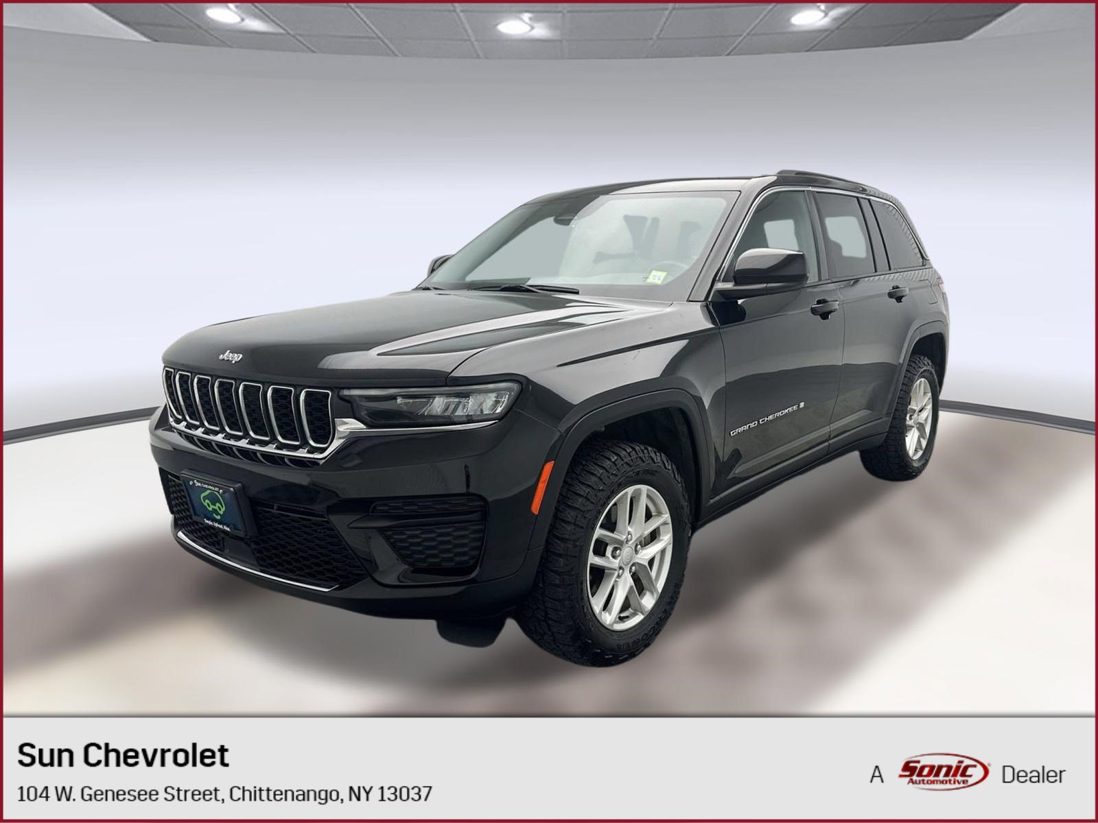 Used 2024 Jeep Grand Cherokee Laredo X w/ Luxury Tech Group I