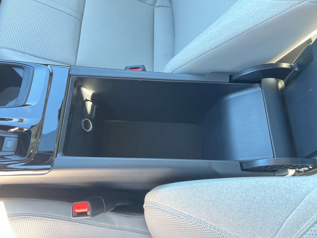 Certified 2025 Toyota Camry XLE image 28