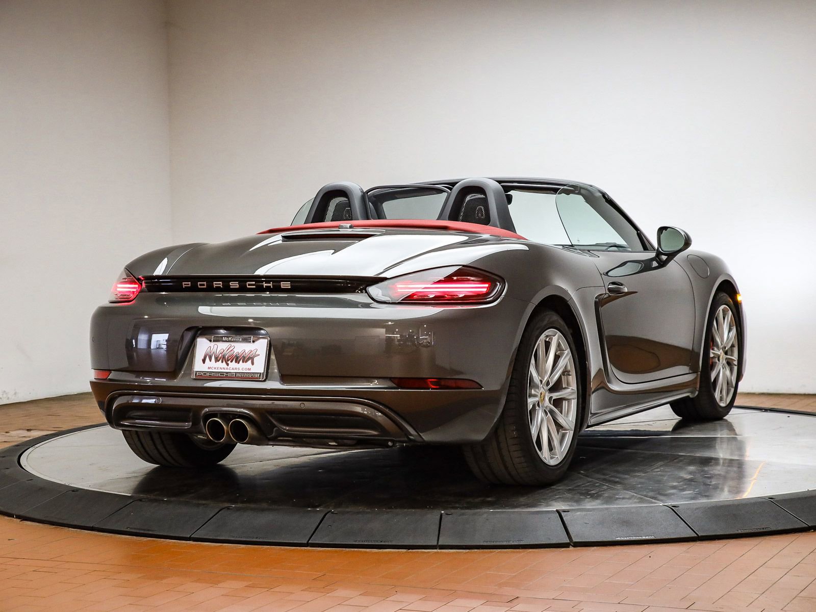 Certified 2024 Porsche 718 Boxster S image 6
