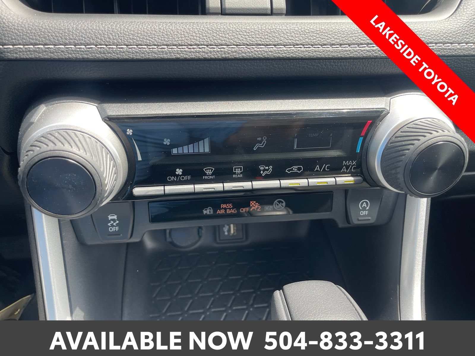 Used 2024 Toyota RAV4 LE FWD image 31