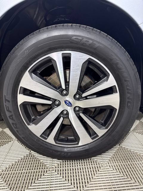 Used 2018 Subaru Outback 2.5i Limited AWD/4WD image 9