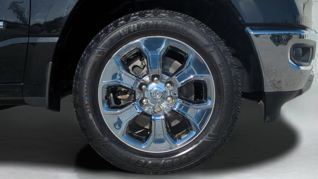 Used 2020 RAM 1500 Big Horn AWD/4WD image 25