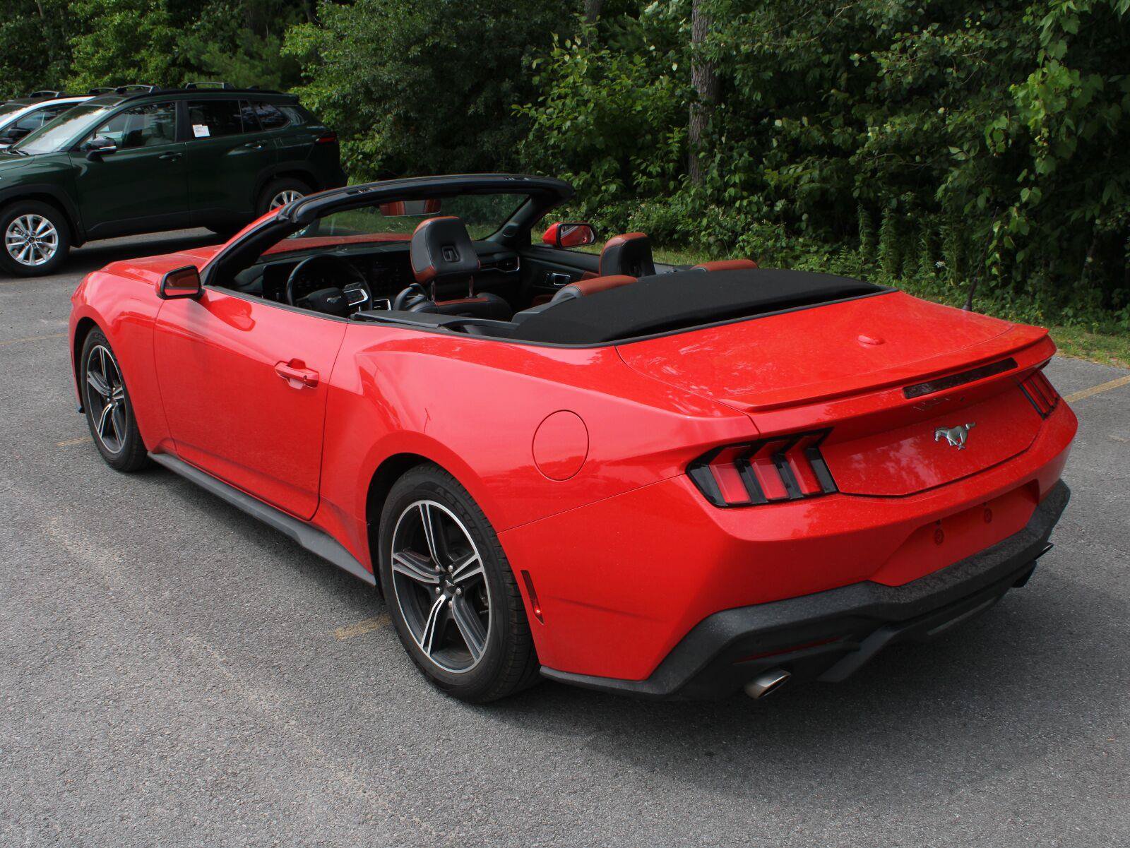 Used 2024 Ford Mustang Premium RWD image 10