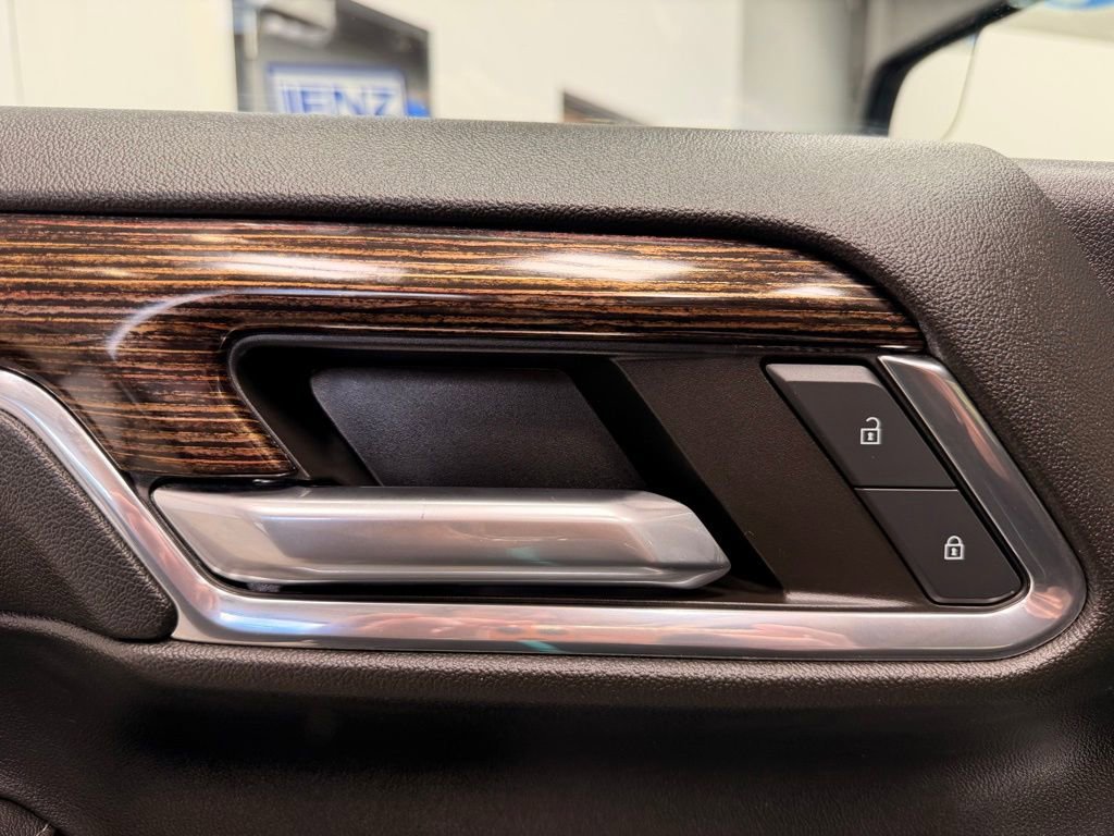 Used 2024 GMC Sierra 1500 SLE w/ Preferred Package image 24