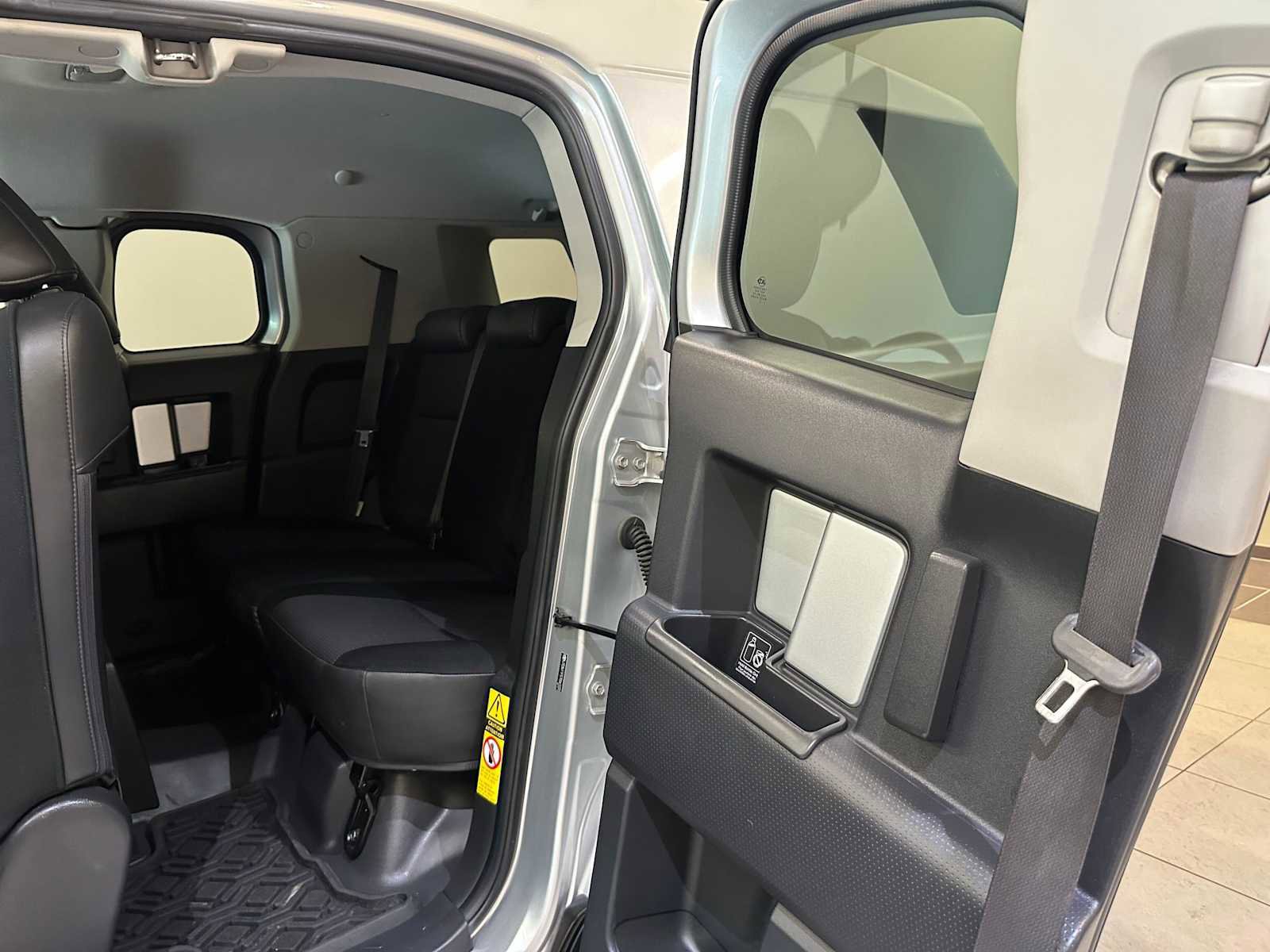 Used 2007 Toyota FJ Cruiser 4WD image 23